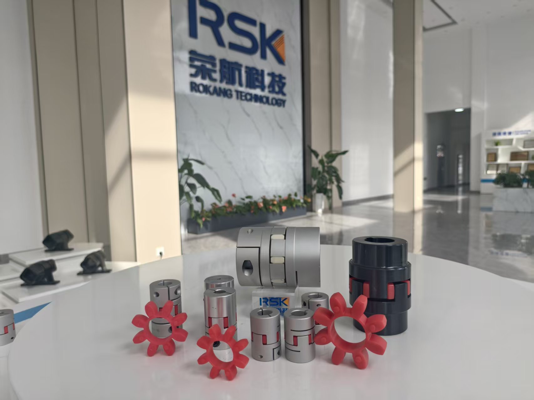 RSK-CPFC OEM Kekuatan Tinggi Aluminium Aloi Rahang/Labah-labah Aci Fleksibel Gandingan jenis pengapit untuk Penghantaran Motor
