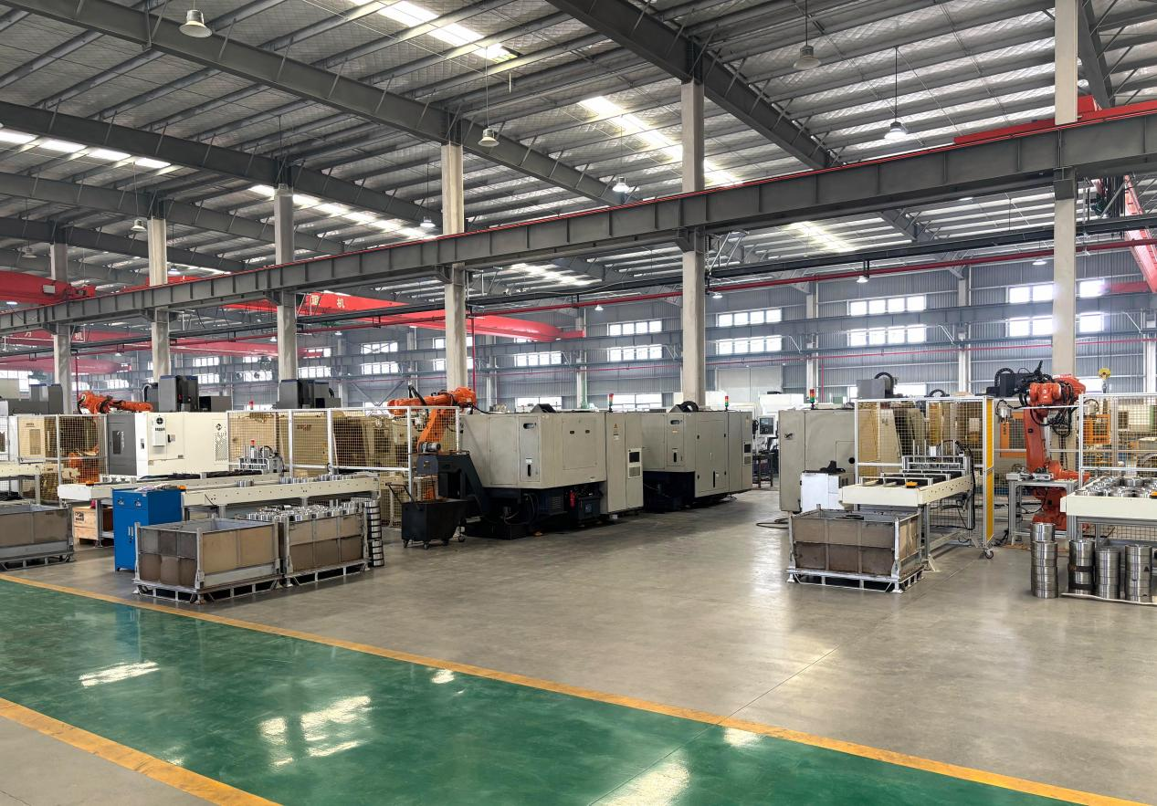 RSK Meletakkan Lebih Banyak Talian CNC Automatik Robotik Ke dalam Operasi Mencapai Terobosan dalam Kapasiti dan Kecekapan